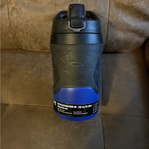 Under Armour Playmaker Sport Jug w Handle Foam Insulated & Leak Resistant - Picture 2 of 10